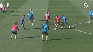 Isco realiza parte de la sesión junto al resto de sus compañeros