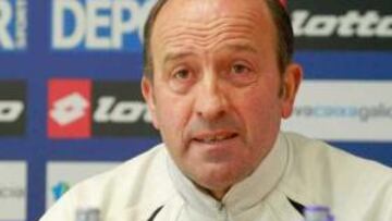 Lotina: "Cada vez que hay movida, el equipo reacciona"