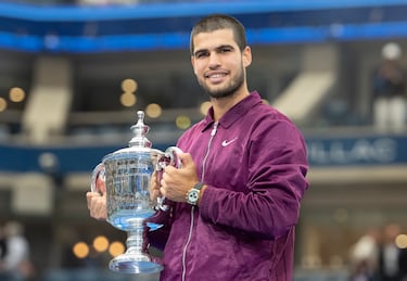 Tras levantar el US Open de 2025, Carlitos se consagra como el segundo tenista más joven en alzar seis Grand Slams. El español se queda a unos días de...