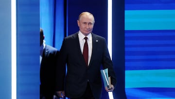 The Russian president said that if the White House provides Tomahawk missiles to Ukraine, it would mean “a new escalation.”