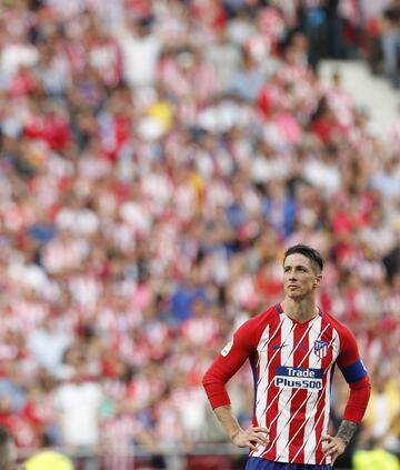 El 20 de mayo de 2018 la afición rojiblanca despidió a su leyenda. De capitán, junto a sus hijos a la salida al campo, con el trofeo de la Liga Europa para ofrecérselo a su afición, con todo el campo cantando su nombre, con los decibelios altísimos, con emoción, comenzó su último partido con la camiseta rojiblanca, con el equipo de su vida, ante su gente, su público, en el Wanda Metropolitano. 

