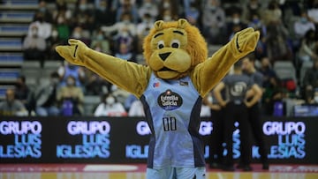 Máximus, mascota del Río Breogán.