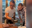 Ya es tradición en sus Navidades en Dubái: Benzema visitó 'Salt Bae' e hizo esto...