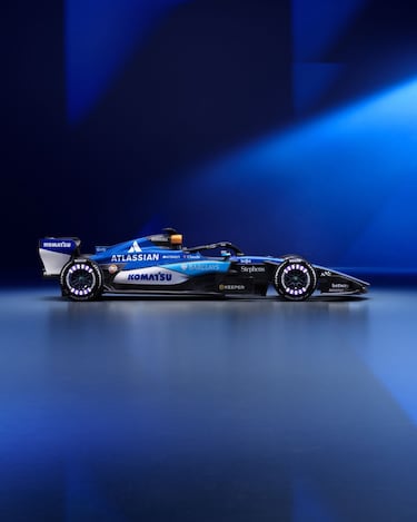 Los pontones laterales lucen azul cielo gracias al nuevo patrocinio principal de Barclays