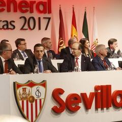 La Junta de Accionistas del Sevilla anuncia novedades