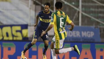 El volante colombiano Sebasti&aacute;n P&eacute;rez en acci&oacute;n en el juego entre Boca Juniors y Aldosivi por el Torneo de Verano en Argentina