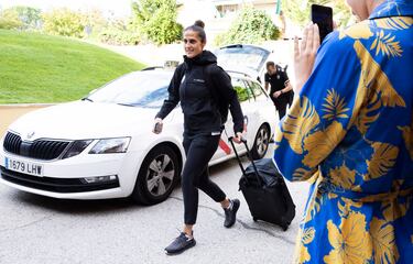 Montserrat Tomé Vázquez, seleccionadora de la selección femenina de España llegando al Hotel Tryp Alameda de Barajas.