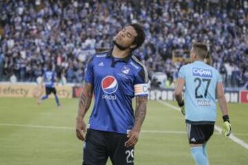 En 100 partidos, el defensa panameño acumula 5 goles con la camiseta de Millonarios.