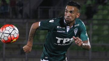 El jugador de Santiago Wanderers, Ronnie Fernndez,