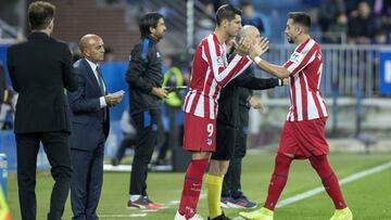 Morata entra al campo en lugar de Herrera. 