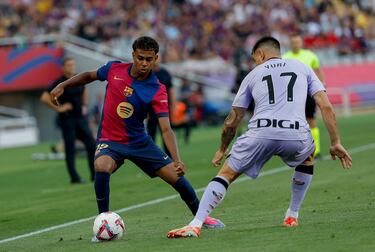 Si no se acuerdan del gol que el jugador del Barcelona marcó a Francia en la Eurocopa, miren el tanto que hizo esta jornada al Athletic. Zurdazo magistral que se envenena tras dar en un contrario que supuso el primer gol barcelonista.