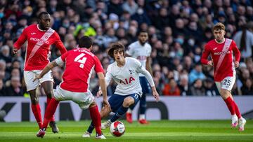 LONDON, ENGLAND - JANUARY 09: Bryan Gil of Tottenham Hotspur during the Emirates FA Cup Third Round match between Tottenham Hotspur and Morecambe at Tottenham Hotspur Stadium on January 9, 2022 in London, England. (Photo by Sebastian Frej/MB Media/Getty I