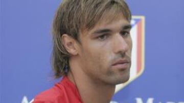 Valera: "Deseo que Forlán y Kun vuelvan sin ningún problema físico"