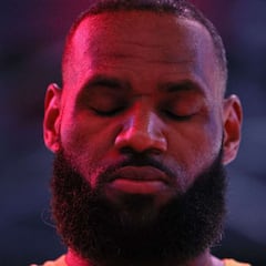 Los Lakers asumen la realidad: año a la basura