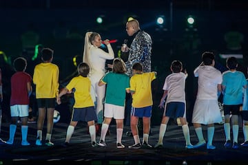 Karol G, Léo Santana y un gran número de artistas le dieron inicio al torneo de selecciones más importante de Sudamérica en el estadio Morumbí. 