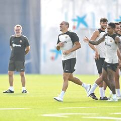 “Llenar el vacío de Busquets es un reto”