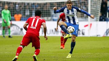 Niklas Stark, durante el partido entre el Hertha y el Bayern.