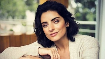 Aislinn Derbez