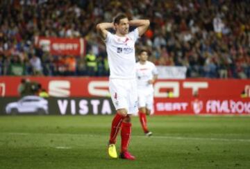 Otro jugador que abandona el Sevilla es Grzegorz Krychowiak con rumbo al PSG.