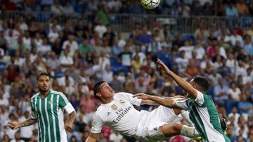 James también marcó de chilena ante el Betis, igual que Jeison Murillo