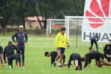 Independiente Santa Fe enfrentará a River Plate el próximo jueves en el estadio El Campín de Bogotá, en el partido de ida de la Recopa Sudamericana.