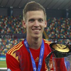 Olmo: "Es bonito pensar que puedes volver a jugar en tu país"