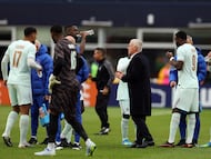 A menos de tres meses de la Copa del Mundo, se han comenzado a implementar en duelos amistosos algunas de las normas que se verán durante el torneo en Estados Unidos, México y Canadá.