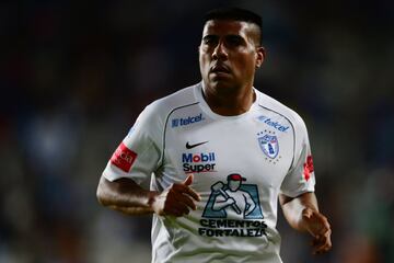 Para el Clausura 2013, Daniel Ludueña fichó con Pachuca, pero nunca llegó a mostrar el nivel que lo caracterizó como una de las figuras de la Liga MX. Después de un año con los Tuzos, el delantero argentino fichó con Pumas y levantó un poco su rendimiento. Nunca volvió a ser el mismo.