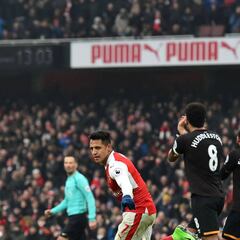 Alexis Sánchez aumenta su "paternidad" sobre Hull City