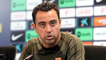 El entrenador del FC Barcelona, Xavi Hernández, durante la rueda de prensa posterior al entrenamiento que el equipo azulgrana ha realizado este viernes en la ciudad deportiva Joan Gamper previo al partido de LaLiga que mañana disputarán contra el Celta de Vigo.