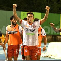 Caballo Márquez le da el triunfo a Unión ante Alianza