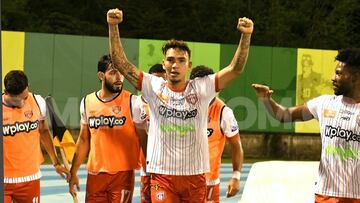 Ricardo Márquez celebrando su gol con Unión Magdalena ante Alianza Petrolera por la fecha 2 de Liga BetPlay II-2022.