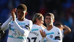 Soccer Football - Premier League - Crystal Palace v Chelsea - Selhurst Park, London, Britain - October 1, 2022 Chelsea's Christian Pulisic and Wesley Fofana applaud the fans after the match REUTERS/Hannah Mckay EDITORIAL USE ONLY. No use with unauthorized audio, video, data, fixture lists, club/league logos or 'live' services. Online in-match use limited to 75 images, no video emulation. No use in betting, games or single club /league/player publications.  Please contact your account representative for further details.