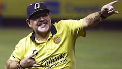 Maradona studying offers from two Argentinean clubs