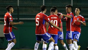 Futbol, Chile vs Bolivia.
Fase de grupos, Sudamericano Sub 20.
El jugador de la seleccion Chilena sub 20 Lucas Assadi celebra su gol contra Bolivia durante el partido del grupo B del campeonato sudamericano sub 20 realizado en el estadio Deportivo Cali de Cali, Colombia.
24/01/2023
Santiago Cortes/Photosport

Football, Chile vs Bolivia.
2023 Sudamerican U 20 Championship.
Chile's player Lucas Assadi  celebrate his goal against Uruguay  during the group B match of the Sudamericano under 20 championship held at the Deportivo Cali stadium in Cali, Colombia.
24/01/2023
Santiago Cortes/Photosport