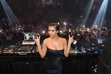 Kim Kardashian West en el club nocturno Hakkasan Las Vegas, dentro del MGM Grand, el 22 de julio de 2016 en Las Vegas, Nevada.