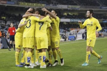 Los jugadores celebran el 0-1 de Gerard. 