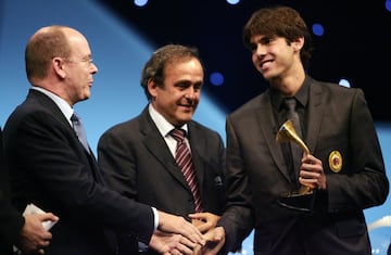 El 2007 fue sin duda el mejor a?o de su carrera. Recibi¨® numerosos reconocimientos personales, entre ellos, el Premio UEFA al Mejor Jugador del A?o.