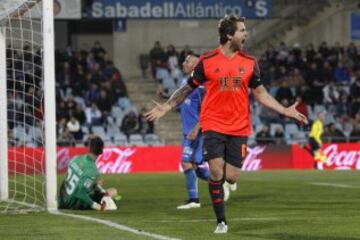 0-1. Íñigo Martínez celebró el primer tanto.