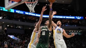 Follow all the NBA action as it happens from Fiserv Forum, as the Milwaukee Bucks host the Golden State Warriors today, Thursday October 30.
