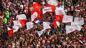 Chivas pone en manos de su afici&oacute;n su nuevo horario