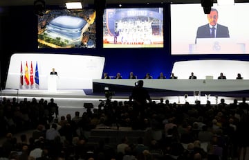 Vista general del plenario de la Asamblea de Socios 2023 del Real Madrid.