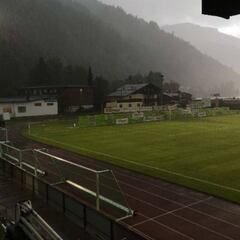 Cancelan partido de Chicharito por tormenta eléctrica