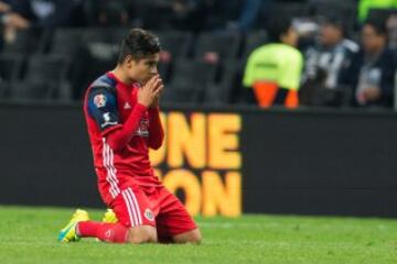 Chivas venció a domicilio 3-1 a Monterrey con doblete del canterano rojiblanco. 

            