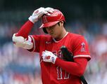 Matt Moore, Lucas Giolito y Reynaldo López se despiden de Shohei Ohtani en los Angels