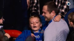 Lo más bonito del fútbol: Padre e hijo no contienen su emoción