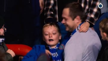 Lo más bonito del fútbol: Padre e hijo no contienen su emoción