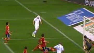 Gol mal anulado a Menez