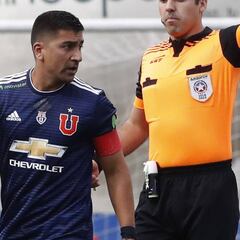 David Pizarro se despide del fútbol como capitán de la U