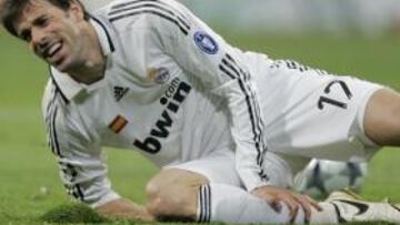 <b>REAL MADRID </b>Ruud Van Nistelrooy.